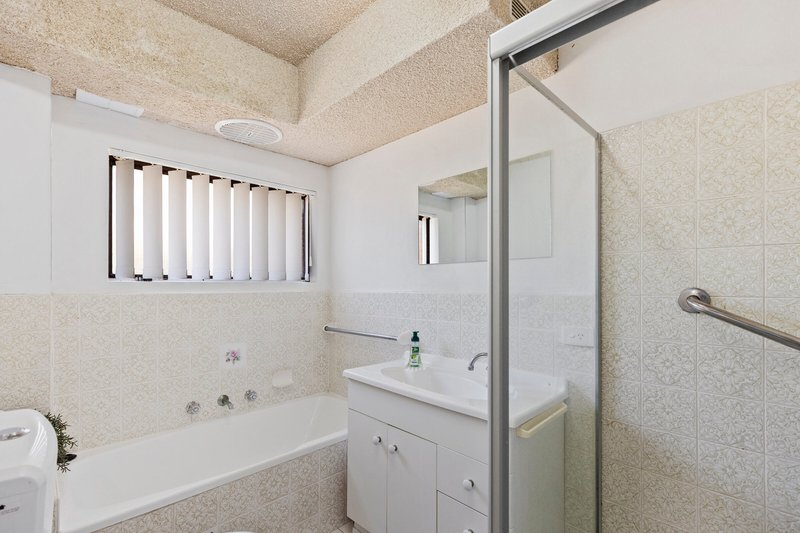 Photo - 1/58 Dening Street, The Entrance NSW 2261 - Image 6