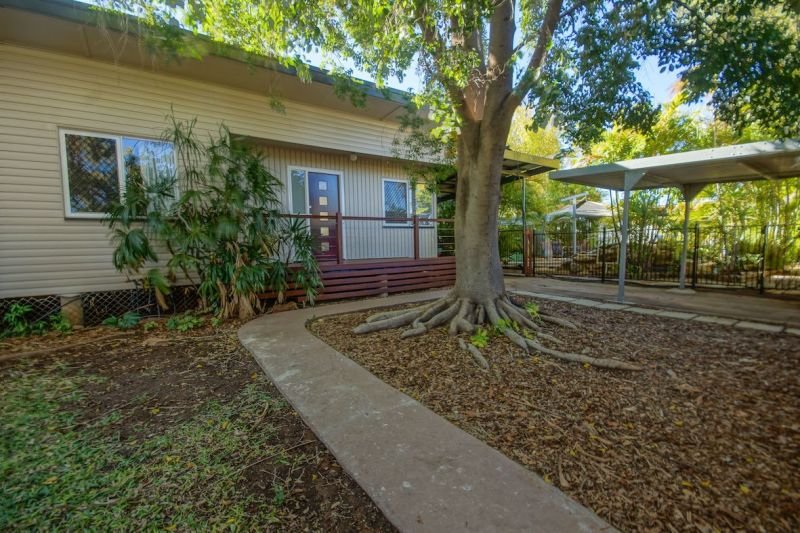 Photo - 158 Fourth Avenue, Happy Valley QLD 4825 - Image 5