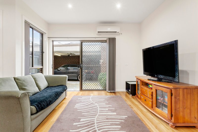 Photo - 1/58 French Street, Lalor VIC 3075 - Image 5