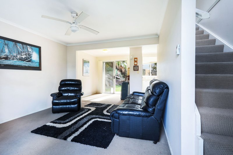 Photo - 15/8 Gooding Drive, Merrimac QLD 4226 - Image 4