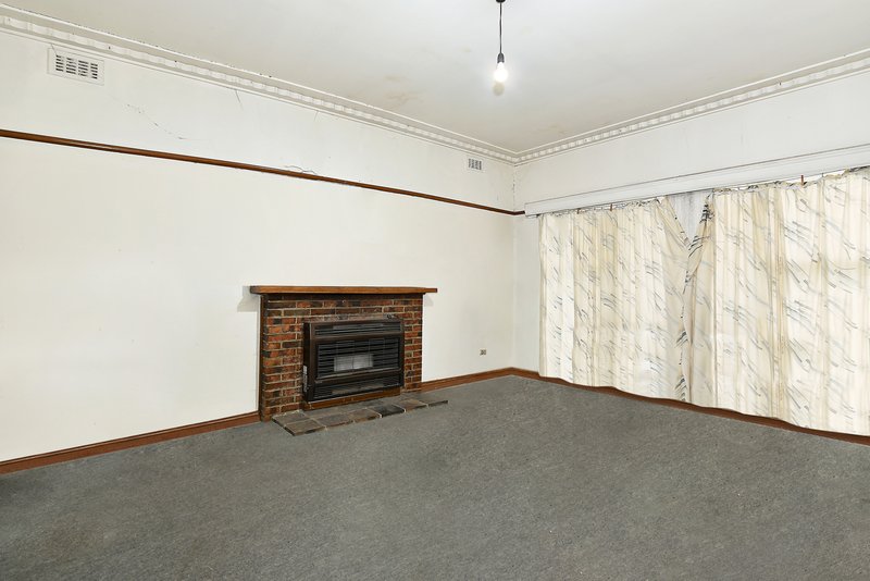 Photo - 158 Jukes Road, Fawkner VIC 3060 - Image 2