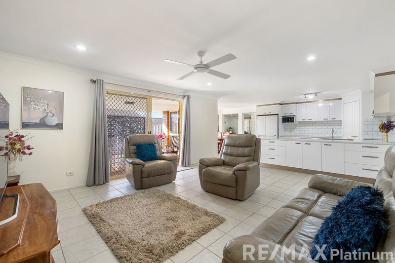 Photo - 158 Macdonald Drive, Narangba QLD 4504 - Image 4