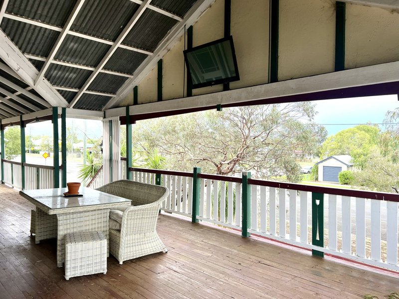 Photo - 158 Mcdowall Street, Roma QLD 4455 - Image 2