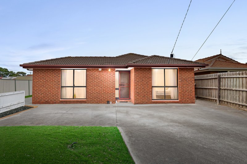 Photo - 1/58 Oriole Drive, Werribee VIC 3030 - Image 1