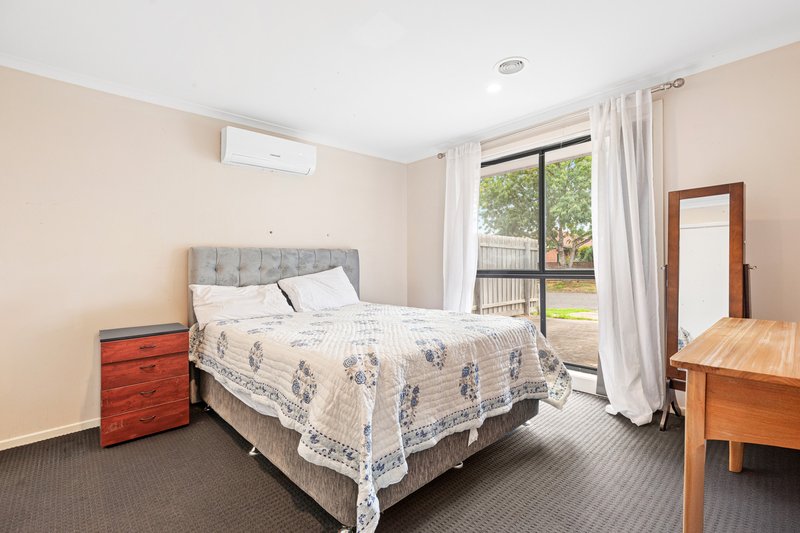 Photo - 1/58 Oriole Drive, Werribee VIC 3030 - Image 6