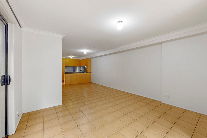 Photo - 1/58 Philip Street, Hawthorne QLD 4171 - Image 2