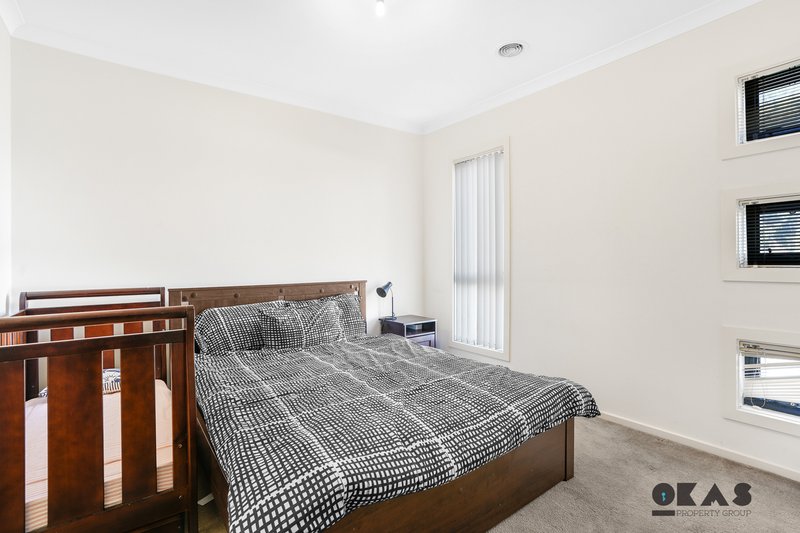 Photo - 1/58 Toritta Way, Truganina VIC 3029 - Image 7