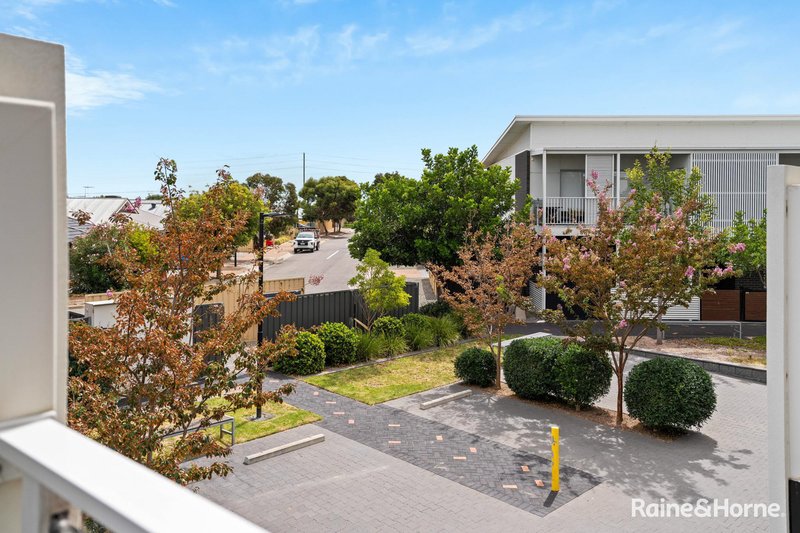 Photo - 15/8 Trunnel Court, Seaford Meadows SA 5169 - Image 16