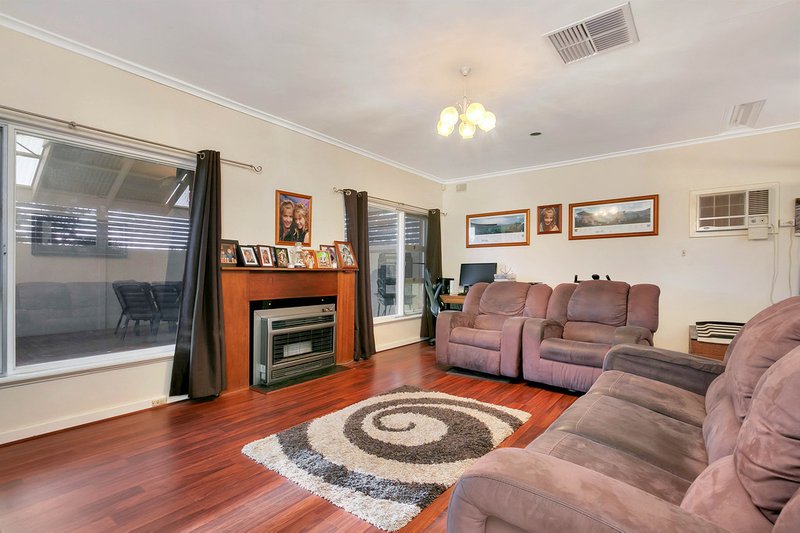 Photo - 158 Waterloo Corner Road, Paralowie SA 5108 - Image 4