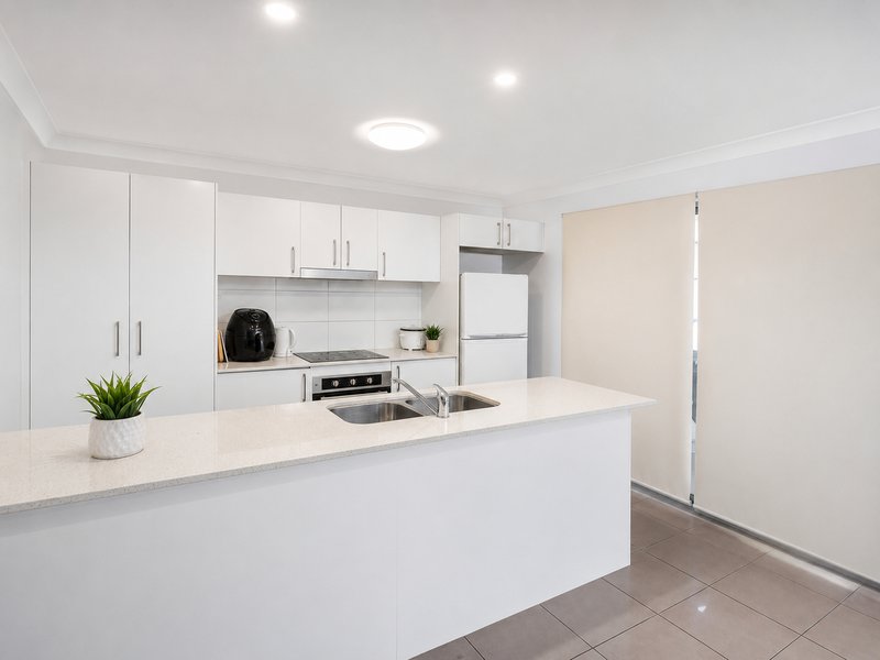Photo - 15/8 Whitehorse Road, Dakabin QLD 4503 - Image 2