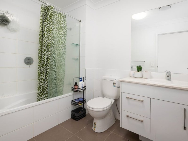 Photo - 15/8 Whitehorse Road, Dakabin QLD 4503 - Image 6