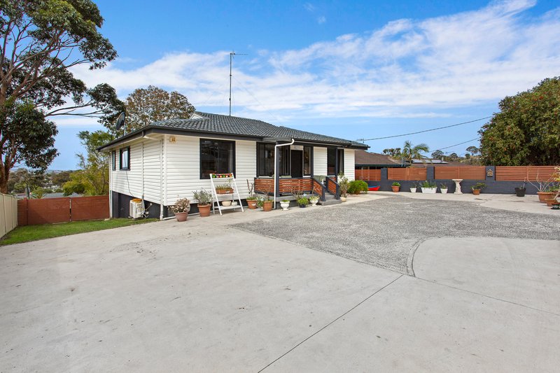 Photo - 158 Wyndarra Way, Koonawarra NSW 2530 - Image 3