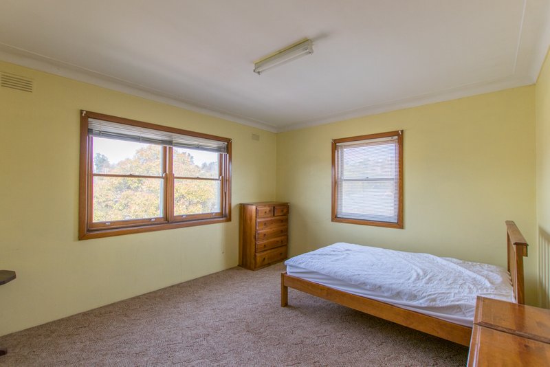 Photo - 158 Wynyard Street, Tumut NSW 2720 - Image 2