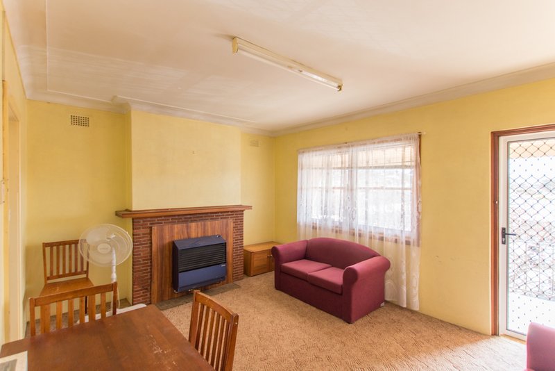 Photo - 158 Wynyard Street, Tumut NSW 2720 - Image 8