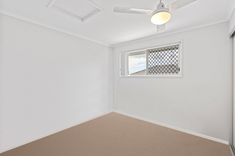 Photo - 15/8 Zahner Place, Manly West QLD 4179 - Image 9