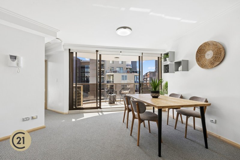 Photo - 158/13-15 Hassall Street, Parramatta NSW 2150 - Image 3