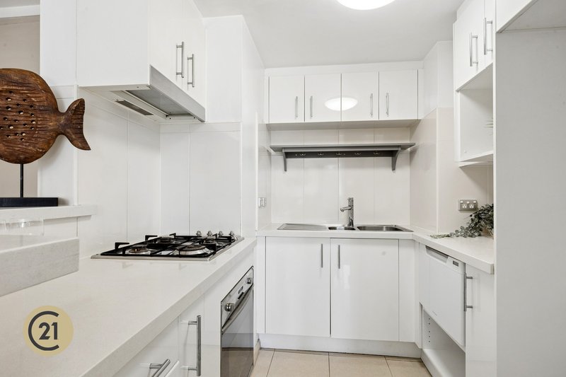 Photo - 158/13-15 Hassall Street, Parramatta NSW 2150 - Image 5