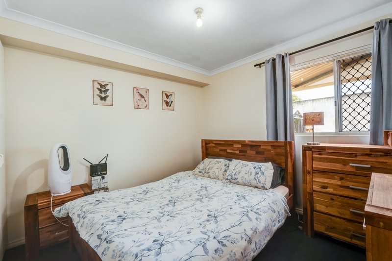 Photo - 15/9-11 Norman Street, St James WA 6102 - Image 8