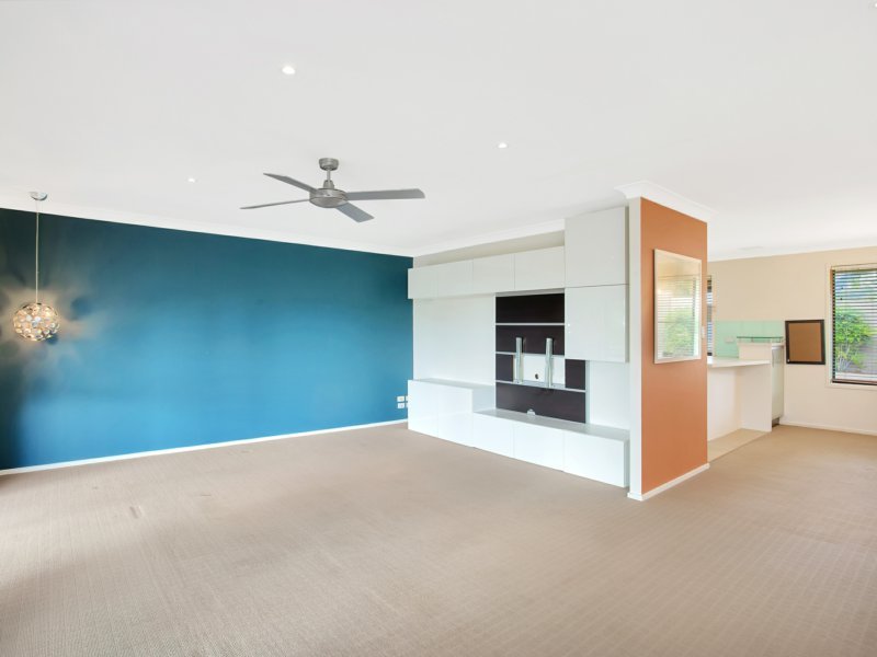 Photo - 159 Alexander Drive, Highland Park QLD 4211 - Image 9