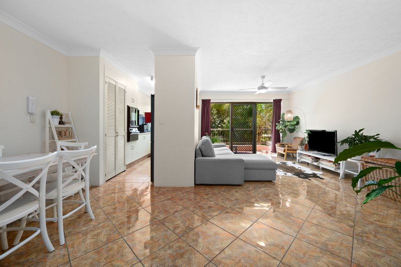 Photo - 15/9 Bayview Street, Runaway Bay QLD 4216 - Image 4