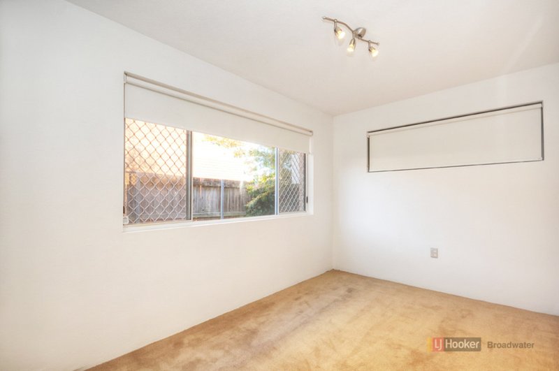 Photo - 1/59 Bayview Street, Runaway Bay QLD 4216 - Image 8