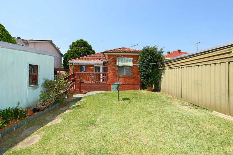 Photo - 159 Belmore Road, Peakhurst NSW 2210 - Image 2