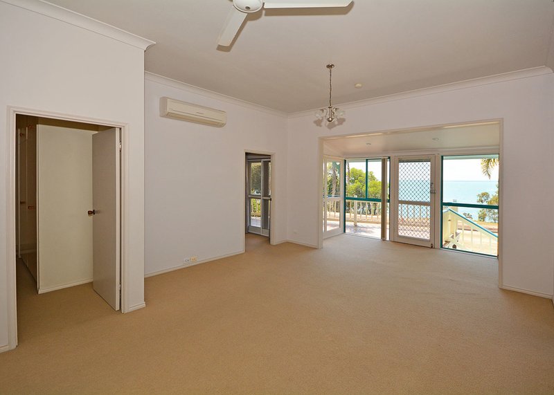 Photo - 159 Charlton Esplanade, Point Vernon QLD 4655 - Image 10