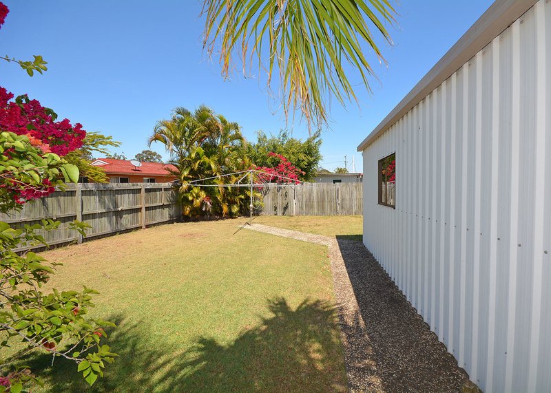 Photo - 159 Charlton Esplanade, Point Vernon QLD 4655 - Image 25