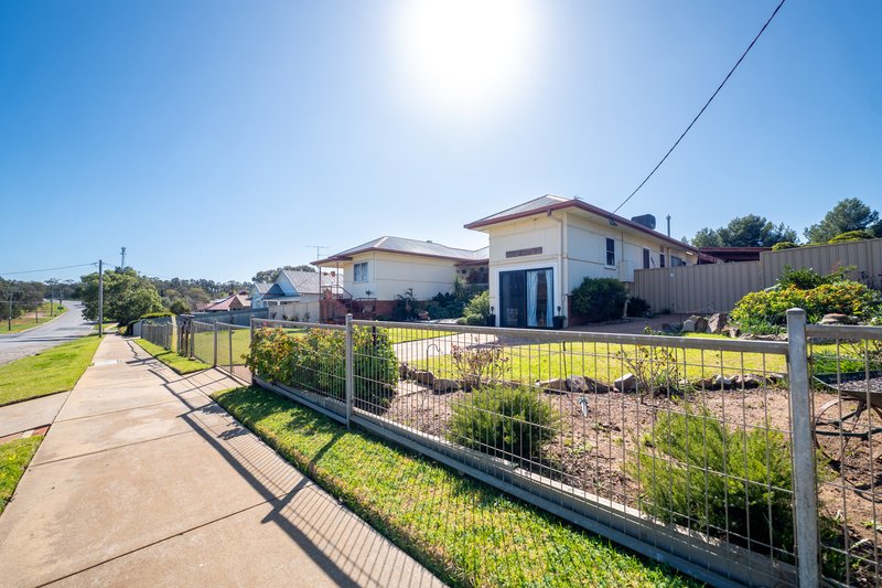 Photo - 159 Cowabbie Street, Coolamon NSW 2701 - Image 10