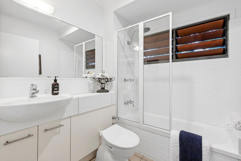 Photo - 1/59 Doonella Street, Tewantin QLD 4565 - Image 11