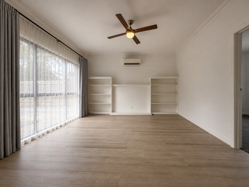 Photo - 159 Henty Street, Reservoir VIC 3073 - Image 2