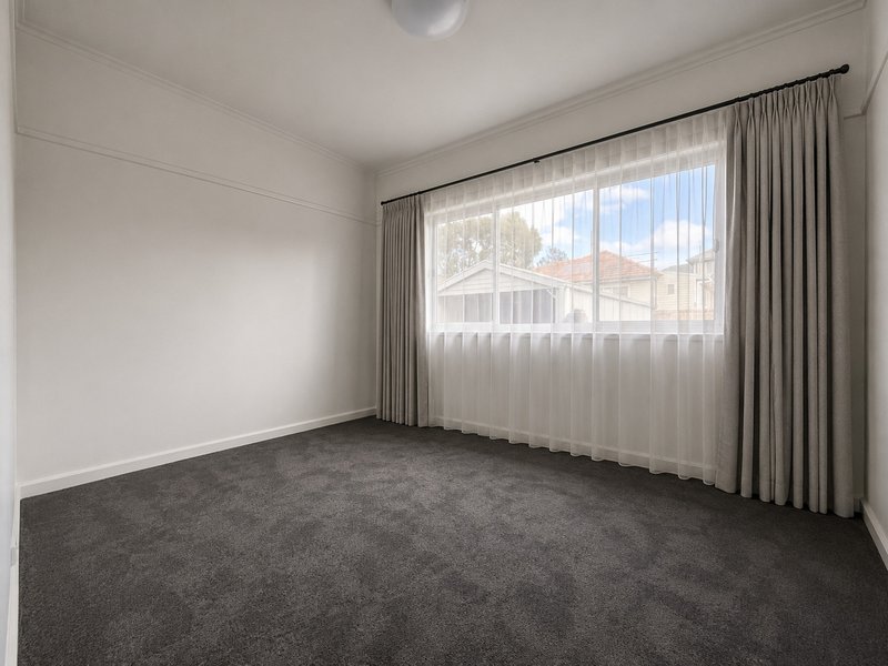 Photo - 159 Henty Street, Reservoir VIC 3073 - Image 6