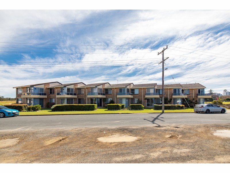 15/9 Point Road, Tuncurry NSW 2428