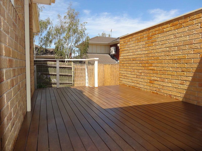 Photo - 1/59 Purinuan Road, Reservoir VIC 3073 - Image 7