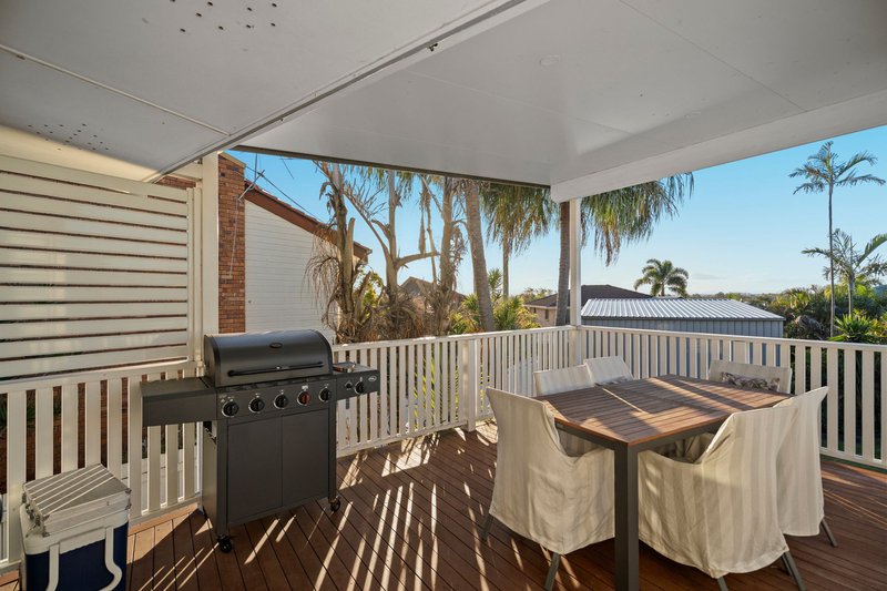 Photo - 159 Randall Road, Wynnum West QLD 4178 - Image 9