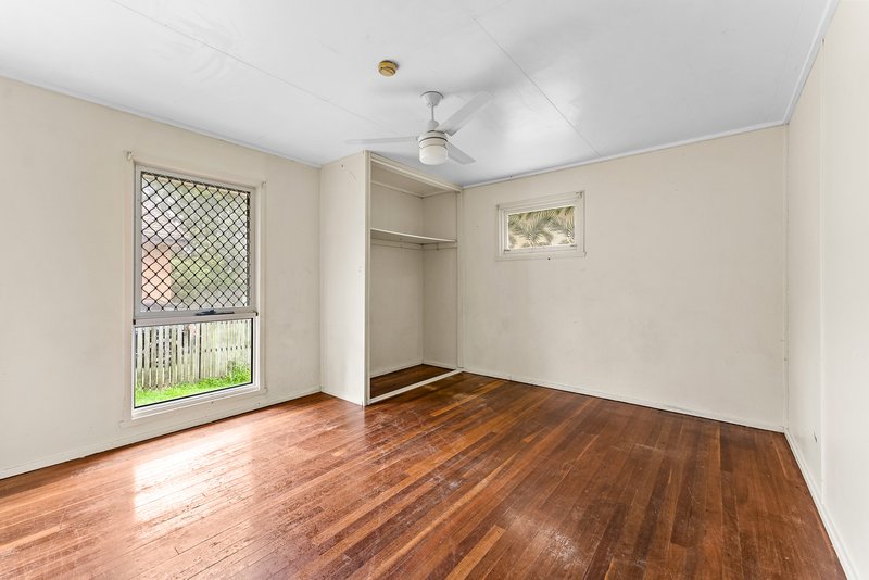 Photo - 159 Stuart Street, Goodna QLD 4300 - Image 5