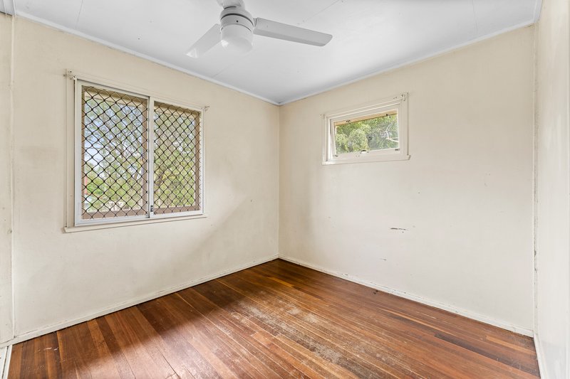 Photo - 159 Stuart Street, Goodna QLD 4300 - Image 6