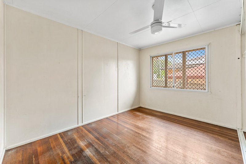 Photo - 159 Stuart Street, Goodna QLD 4300 - Image 7