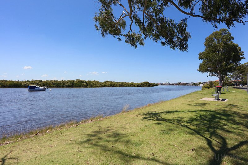 Photo - 159 The Esplanade, Coombabah QLD 4216 - Image 19