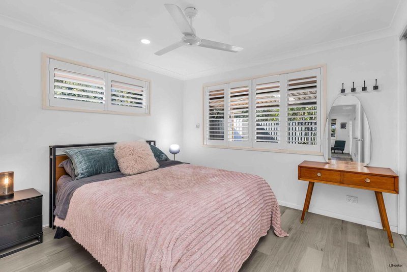 Photo - 1/59 Treeview Drive, Burleigh Waters QLD 4220 - Image 8