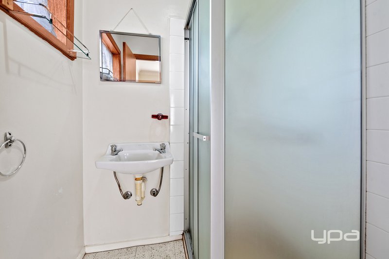 Photo - 159 William Street, St Albans VIC 3021 - Image 7