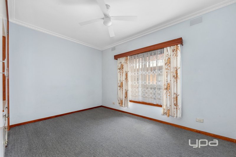 Photo - 159 William Street, St Albans VIC 3021 - Image 9