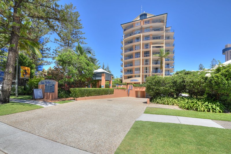 Photo - 15/93 Old Burleigh Road, Broadbeach QLD 4218 - Image 11