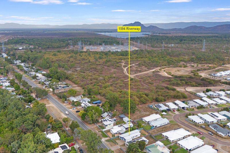 Photo - 1593 Riverway Drive, Kelso QLD 4815 - Image 11