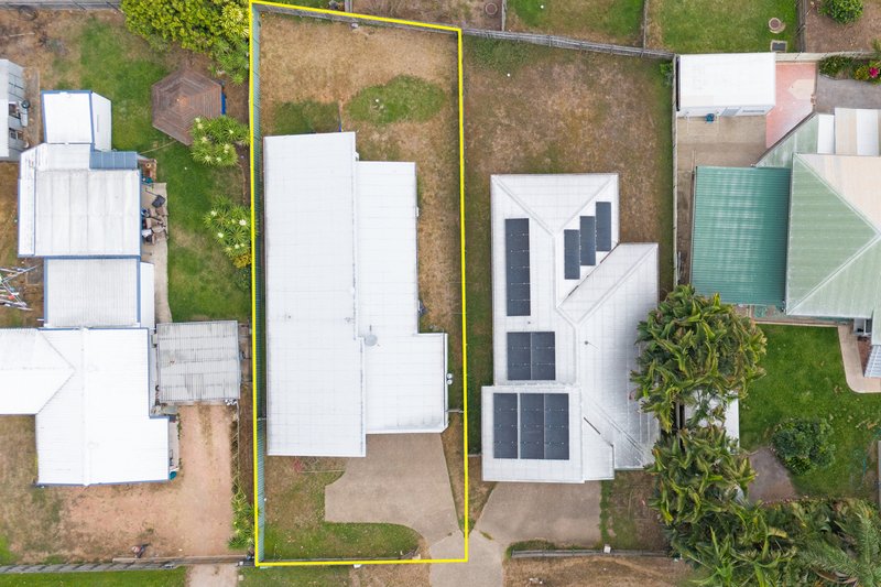Photo - 1593 Riverway Drive, Kelso QLD 4815 - Image 14