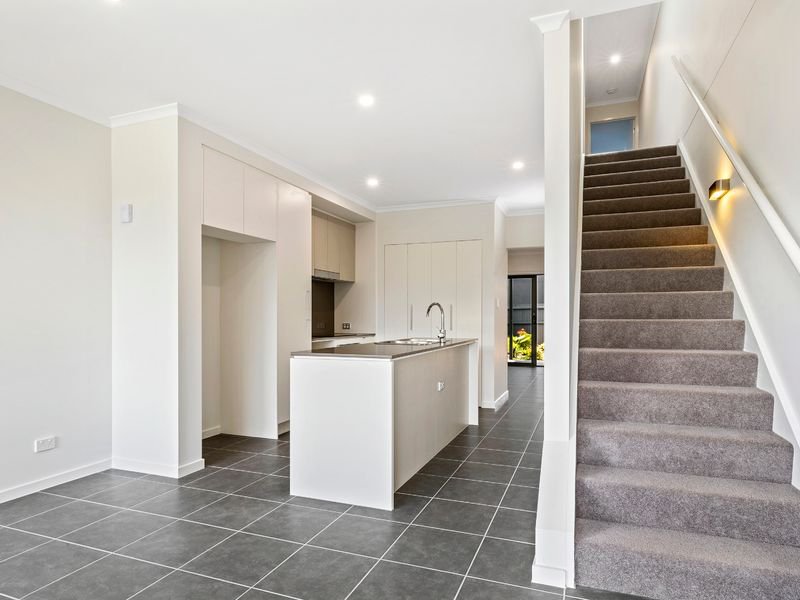 Photo - 15/96 Creekwood Avenue, Meridan Plains QLD 4551 - Image 2