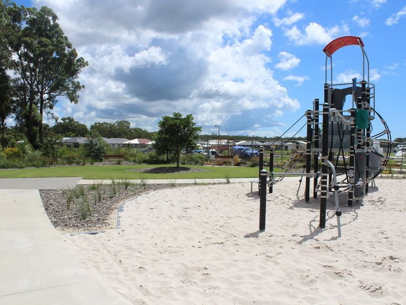 Photo - 15/96 Creekwood Avenue, Meridan Plains QLD 4551 - Image 18