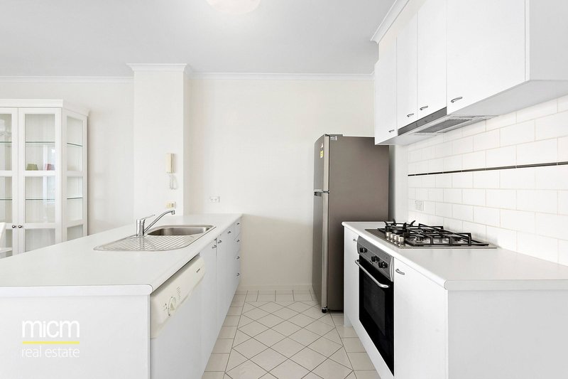 Photo - 159/79 Whiteman Street, Southbank VIC 3006 - Image 3