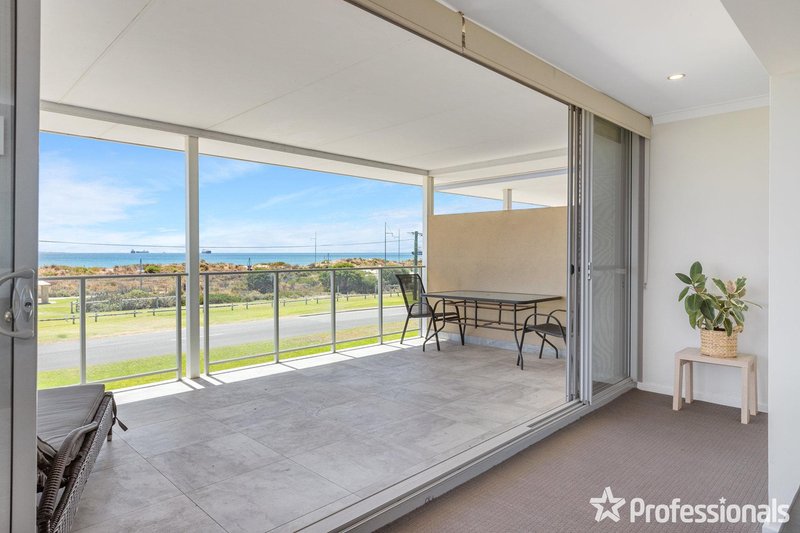 Photo - 15/99 Rockingham Beach Road, Rockingham WA 6168 - Image 6