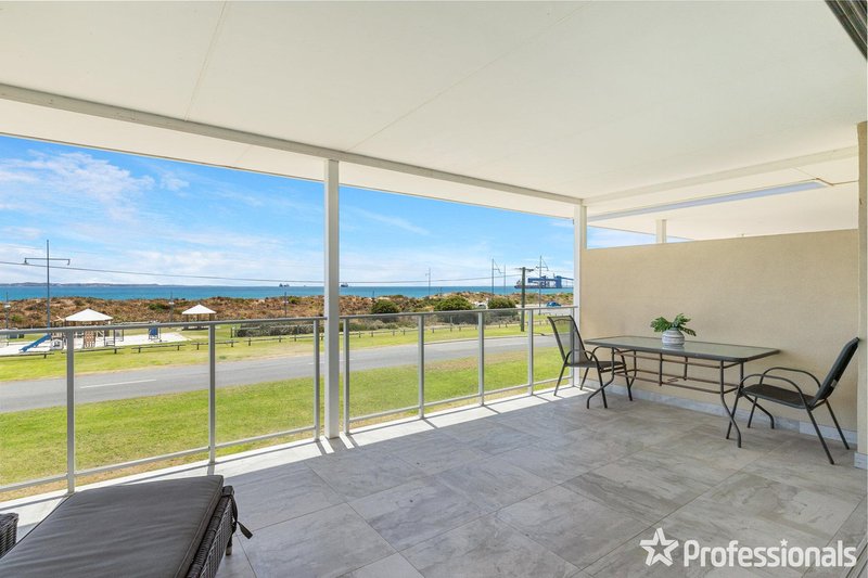 Photo - 15/99 Rockingham Beach Road, Rockingham WA 6168 - Image 15